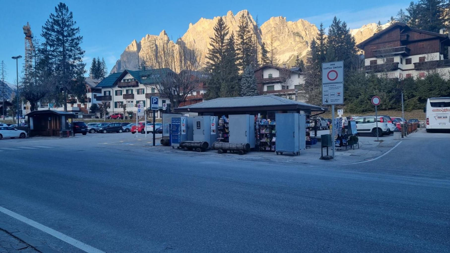 Studio Apartment Ariston In Centro A Cortina Cortina dʼAmpezzo Zewnętrze zdjęcie